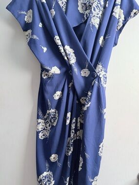 April Rain Blue Floral Dress Size 10 worn once. Excellent Condition